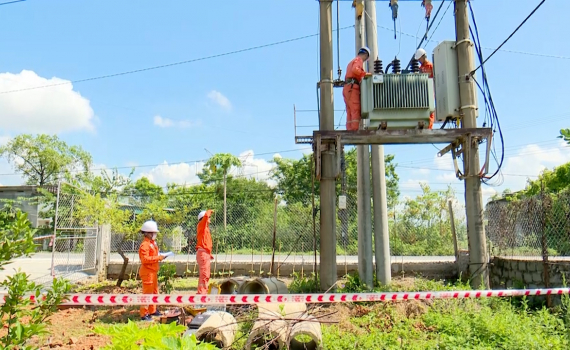C&ocirc;ng ty TNHH MTV Điện lực Ninh B&igrave;nh n&acirc;ng cao chất lượng dịch vụ sản xuất kinh doanh kh&aacute;c