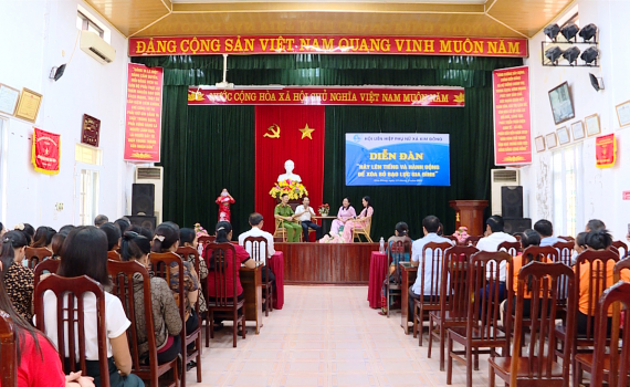 Diễn đ&agrave;n &ldquo;H&atilde;y l&ecirc;n tiếng v&agrave; h&agrave;nh động để x&oacute;a bỏ bạo lực gia đ&igrave;nh&rdquo;
