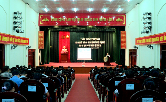 Hoa Lư bồi dưỡng, cập nhật kiến thức cho c&aacute;n bộ thuộc đối tượng 4