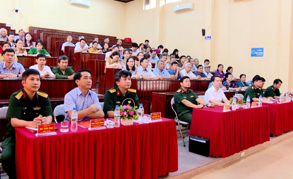 TP Ninh B&igrave;nh bồi dưỡng kiến thức QP&AN cho c&aacute;n bộ đối tượng 4