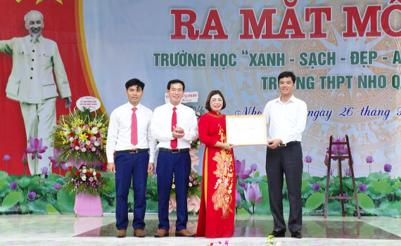 Ra mắt m&ocirc; h&igrave;nh trường học "Xanh - sạch - đẹp - an to&agrave;n - hạnh ph&uacute;c" tại trường THPT Nho Quan C