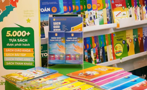 Thẩm định đợt 2 s&aacute;ch gi&aacute;o khoa lớp 5 v&agrave; c&aacute;c s&aacute;ch gi&aacute;o khoa m&ocirc;n Ngoại ngữ 1