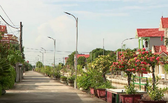 Đường giao th&ocirc;ng n&ocirc;ng th&ocirc;n g&oacute;p phần thay đổi diện mạo c&aacute;c v&ugrave;ng qu&ecirc; ở Ninh B&igrave;nh