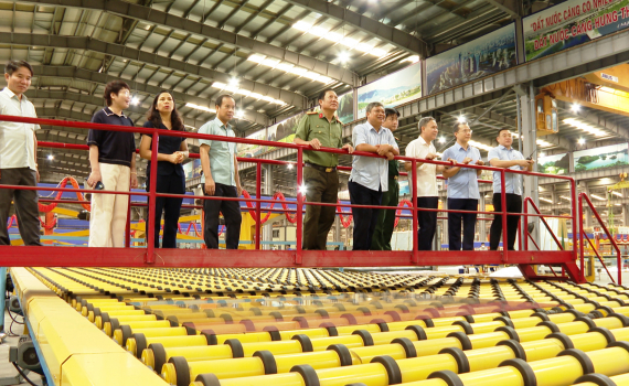 Thẩm tra kết quả x&acirc;y dựng huyện Y&ecirc;n Kh&aacute;nh đạt chuẩn n&ocirc;ng th&ocirc;n mới n&acirc;ng cao