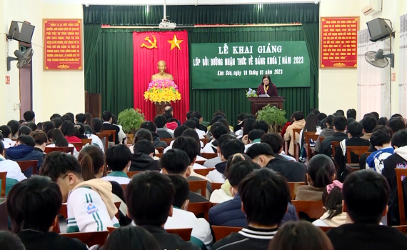 Kết quả c&ocirc;ng t&aacute;c ph&aacute;t triển đảng vi&ecirc;n sau nửa nhiệm kỳ tại Kim Sơn