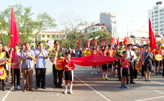 Kim Sơn tổ chức Hội thi thể thao ch&agrave;o mừng Quốc kh&aacute;nh 2/9