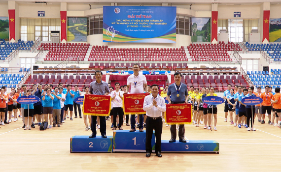 Giải thể thao ch&agrave;o mừng kỷ niệm 20 năm th&agrave;nh lập Sở T&agrave;i nguy&ecirc;n v&agrave; M&ocirc;i trường