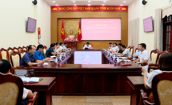 Hội nghị b&aacute;o c&aacute;o vi&ecirc;n Trung ương th&aacute;ng 9