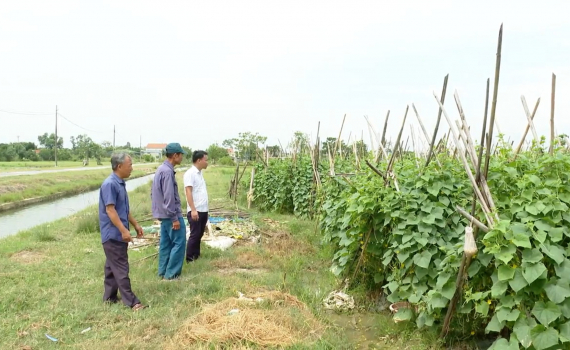 Gia Phương ph&aacute;t huy vai tr&ograve; n&ecirc;u gương của đảng vi&ecirc;n