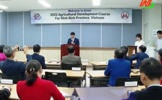 Đo&agrave;n c&ocirc;ng t&aacute;c của tỉnh Ninh B&igrave;nh tham dự Chương tr&igrave;nh đ&agrave;o tạo ph&aacute;t triển n&ocirc;ng nghiệp tại th&agrave;nh phố Asan (H&agrave;n Quốc)