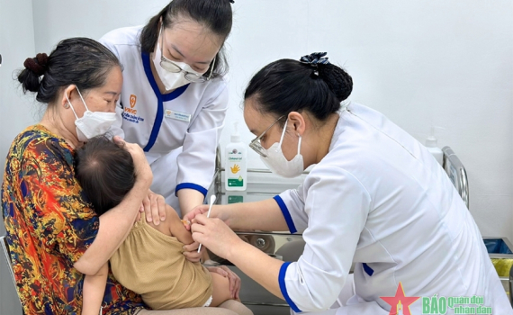 Bộ Y tế đề nghị c&aacute;c địa phương ph&aacute;t hiện sớm, xử l&yacute; triệt để c&aacute;c ổ dịch sởi