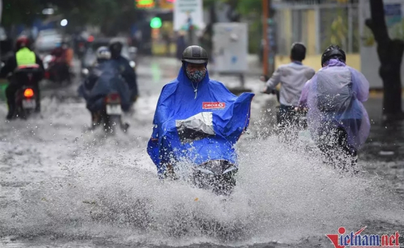 Thời tiết h&ocirc;m nay (17-9): C&aacute;c khu vực tr&ecirc;n cả nước c&oacute; mưa r&agrave;o v&agrave; d&ocirc;ng