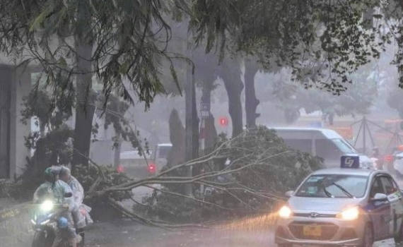 B&atilde;o số 3 v&agrave;o Vịnh Bắc Bộ: Thủ tướng chỉ đạo tập trung ứng ph&oacute; b&atilde;o v&agrave; mưa lũ sau b&atilde;o