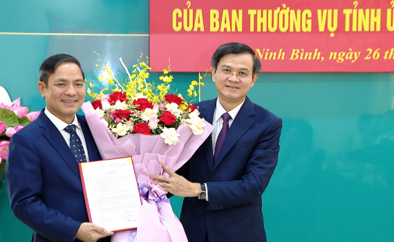 C&ocirc;ng bố Quyết định của Ban Thường vụ Tỉnh ủy Ninh B&igrave;nh về c&ocirc;ng t&aacute;c c&aacute;n bộ tại Hội N&ocirc;ng d&acirc;n tỉnh