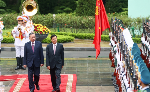 Tổng B&iacute; thư, Chủ tịch nước T&ocirc; L&acirc;m chủ tr&igrave; Lễ đ&oacute;n Tổng B&iacute; thư, Chủ tịch nước L&agrave;o thăm cấp Nh&agrave; nước đến Việt Nam