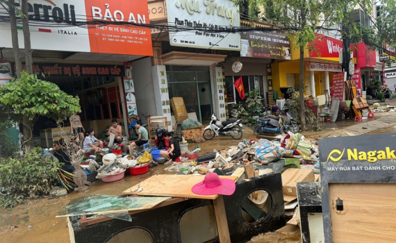 Kinh nghiệm vượt qua m&ugrave;a b&atilde;o lũ của người d&acirc;n miền Trung