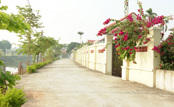 Y&ecirc;n Kh&aacute;nh huy động hơn 5 ngh&igrave;n tỷ đồng để x&acirc;y dựng n&ocirc;ng th&ocirc;n mới n&acirc;ng cao