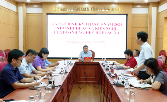 UBND tỉnh Ninh B&igrave;nh gặp gỡ, đối thoại với doanh nghiệp, hợp t&aacute;c x&atilde; định kỳ th&aacute;ng 9