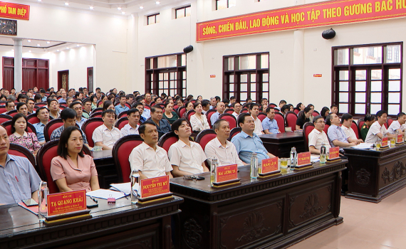 Th&agrave;nh phố Tam Điệp tuy&ecirc;n truyền Luật Đất đai năm 2024