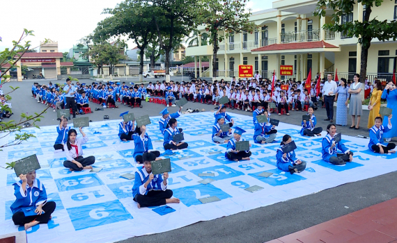 Sinh hoạt ngoại kh&oacute;a &ldquo;Chung tay x&acirc;y dựng văn h&oacute;a giao th&ocirc;ng an to&agrave;n&rdquo; tại Trường THCS Ninh Ph&uacute;c