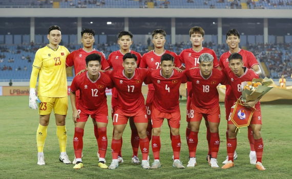 Tuyển Việt Nam k&eacute;m Th&aacute;i Lan 16 bậc trong bảng xếp hạng FIFA