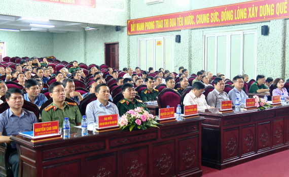 Khai giảng lớp bồi dưỡng kiến thức quốc ph&ograve;ng v&agrave; an ninh cho chức sắc, chức việc, nh&agrave; tu h&agrave;nh c&aacute;c t&ocirc;n gi&aacute;o
