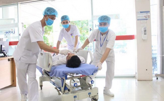 Bộ Y tế chuẩn bị thuốc, vật tư, đội y tế cơ động bảo đảm cấp cứu trong b&atilde;o số 3