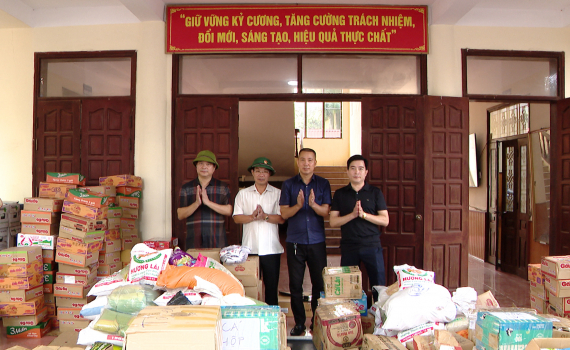 Ủy ban MTTQ Việt Nam tỉnh Ninh B&igrave;nh đ&atilde; tiếp nhận gần 14 tỷ đồng ủng hộ đồng b&agrave;o bị thiệt hại do b&atilde;o số 3