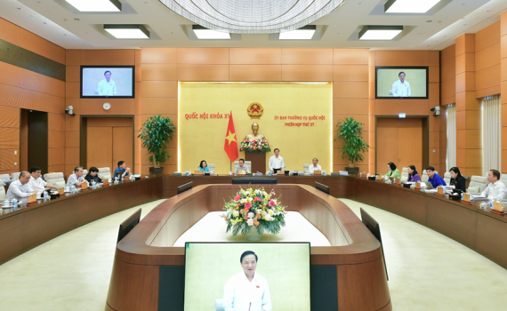 Ủy ban Thường vụ Quốc hội t&aacute;n th&agrave;nh th&agrave;nh lập th&agrave;nh phố Huế trực thuộc Trung ương