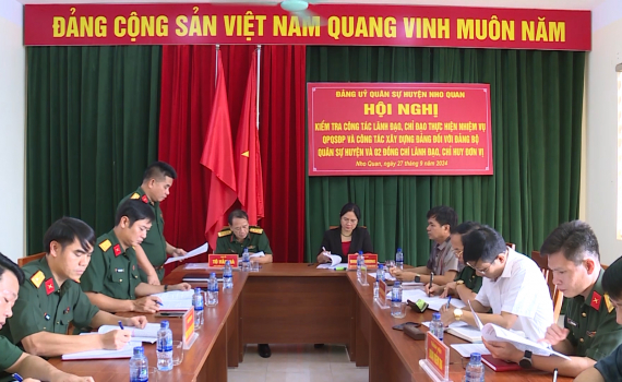 Kiểm tra c&ocirc;ng t&aacute;c l&atilde;nh đạo thực hiện nhiệm vụ quốc ph&ograve;ng qu&acirc;n sự địa phương tại Nho Quan