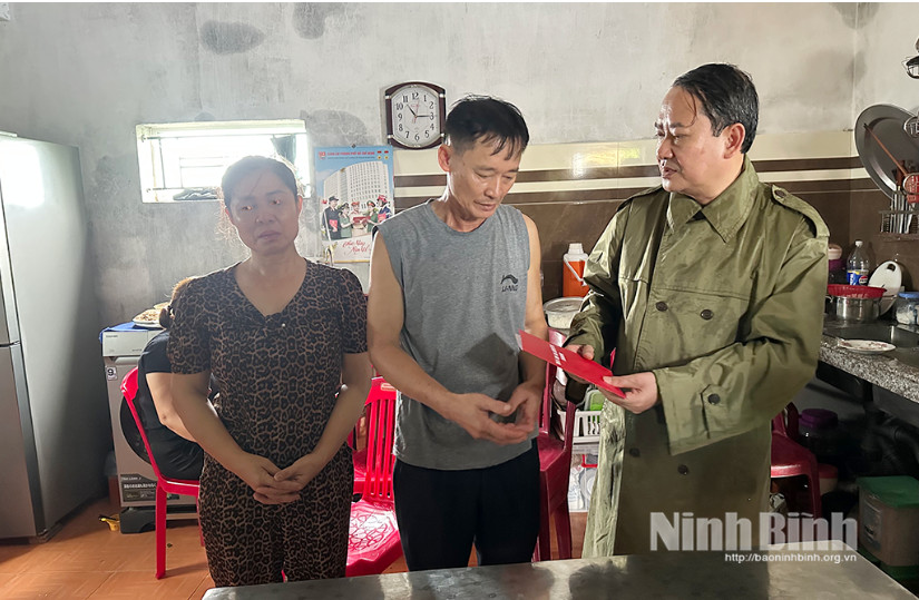 Dông lốc gây thiệt hại lớn tại huyện Đầm Hà, Quảng Ninh