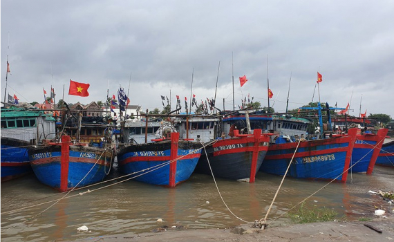 C&ocirc;ng điện số 11/CĐ-UBND của Chủ tịch UBND tỉnh Ninh B&igrave;nh về việc tập trung ứng ph&oacute; với b&atilde;o số 9 (si&ecirc;u b&atilde;o Ragasa)