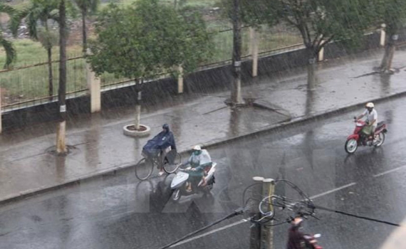 Thời tiết h&ocirc;m nay (22-9): Si&ecirc;u b&atilde;o Ragasa g&acirc;y mưa r&agrave;o v&agrave; d&ocirc;ng nhiều nơi