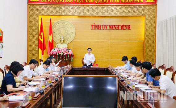 Đồng ch&iacute; B&iacute; thư Tỉnh ủy Trương Quốc Huy l&agrave;m việc với Ủy ban Kiểm tra Tỉnh ủy