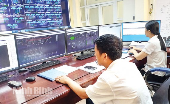 Thi đua tạo đột ph&aacute; về chuyển đổi số, ph&aacute;t triển khoa học, c&ocirc;ng nghệ