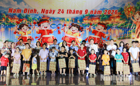 S&ocirc;i động c&aacute;c hoạt động đ&oacute;n Tết Trung thu năm 2026 tr&ecirc;n địa b&agrave;n tỉnh