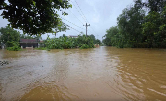 Lũ tr&ecirc;n b&aacute;o động 3 tại Bắc bộ, Thanh H&oacute;a, Nghệ An