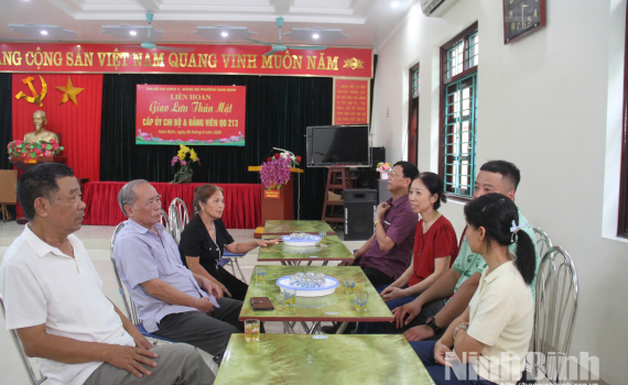 Ch&iacute;nh s&aacute;ch hỗ trợ người hoạt động kh&ocirc;ng chuy&ecirc;n tr&aacute;ch nghỉ việc do kiện to&agrave;n đội ngũ ở th&ocirc;n, tổ d&acirc;n phố