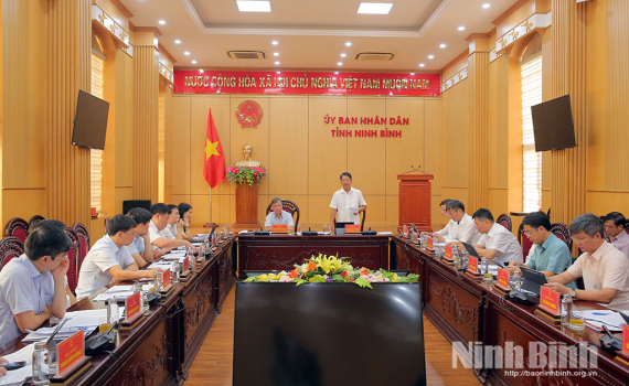 Tổ Gi&aacute;m s&aacute;t số 61 của Ủy ban Kiểm tra Trung ương l&agrave;m việc tại Ninh B&igrave;nh