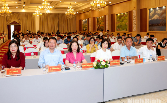 Hội nghị qu&aacute;n triệt, phổ biến, tuy&ecirc;n truyền Luật D&acirc;n số v&agrave; c&aacute;c văn bản hướng dẫn thi h&agrave;nh