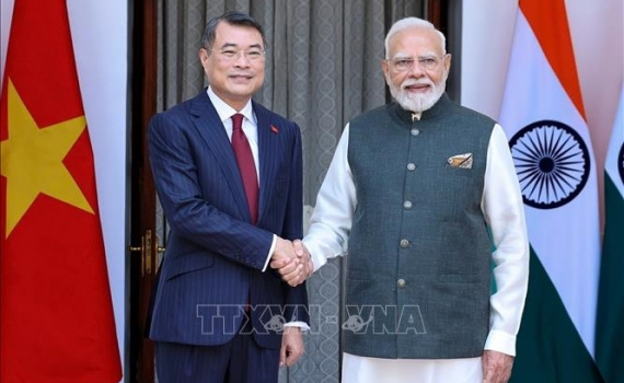 Thủ tướng Ch&iacute;nh phủ L&ecirc; Minh Hưng hội đ&agrave;m với Thủ tướng Ấn Độ Narendra Modi