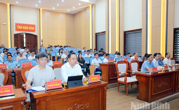 Ninh B&igrave;nh triển khai c&aacute;c nền tảng, hệ thống phục vụ điều h&agrave;nh số của tỉnh