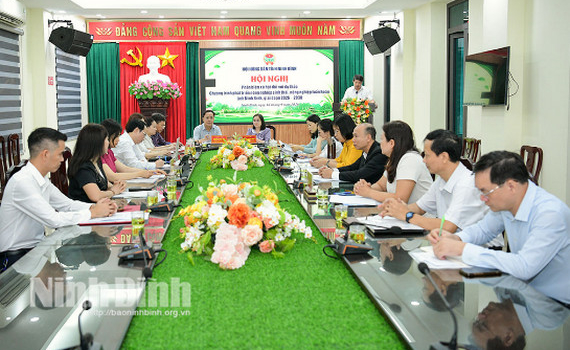 Hội N&ocirc;ng d&acirc;n tỉnh phản biện dự thảo Chương tr&igrave;nh ph&aacute;t triển n&ocirc;ng nghiệp sinh th&aacute;i, tuần ho&agrave;n