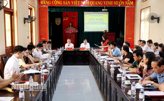 Đo&agrave;n Kiểm tra của Ban Chỉ đạo tổng r&agrave; so&aacute;t hệ thống văn bản quy phạm ph&aacute;p luật Trung ương l&agrave;m việc tại Ninh B&igrave;nh