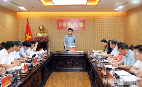 Đẩy nhanh tiến độ c&aacute;c dự &aacute;n, nhiệm vụ trọng điểm ph&aacute;t triển kinh tế biển của tỉnh