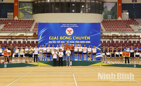 Chung kết v&agrave; trao giải m&ocirc;n B&oacute;ng chuyền Đại hội Thể dục thể thao tỉnh lần thứ I