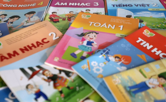 Ho&agrave;n th&agrave;nh cung ứng s&aacute;ch gi&aacute;o khoa c&ograve;n thiếu trước ng&agrave;y 22/9