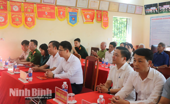 X&atilde; L&yacute; Nh&acirc;n triển khai m&ocirc; h&igrave;nh điểm &ldquo;Th&ocirc;n chuyển đổi số&rdquo;