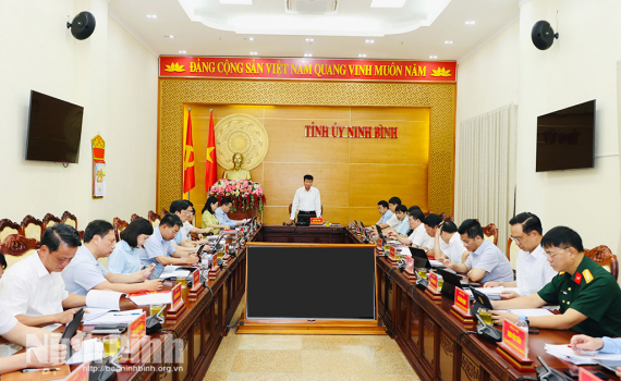 Hội nghị Ban Thường vụ Tỉnh ủy cho &yacute; kiến về c&aacute;c nội dung thuộc thẩm quyền