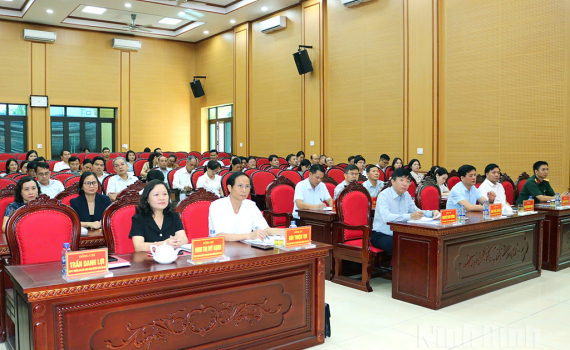 Đảng ủy phường Nam Hoa Lư, x&atilde; Quang Thiện tổ chức qu&aacute;n triệt, triển khai c&aacute;c chỉ thị, nghị quyết của Bộ Ch&iacute;nh trị